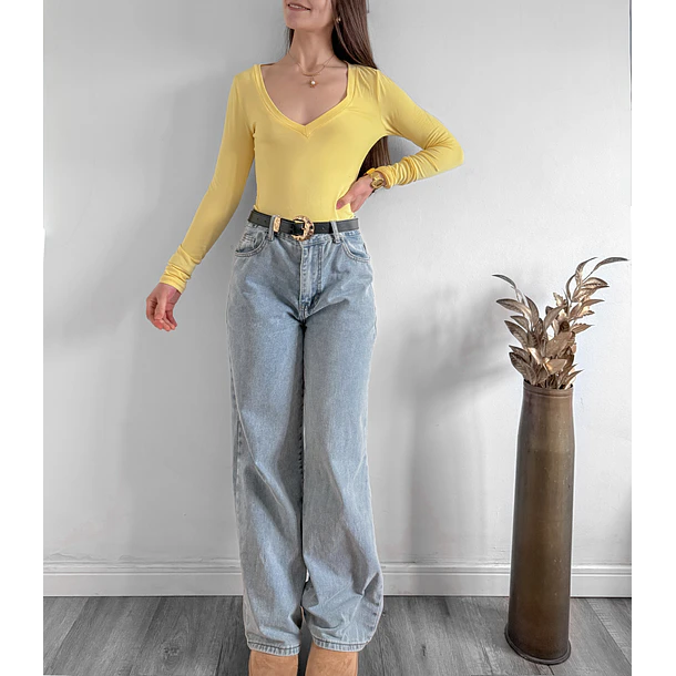 Crop Amelie 3