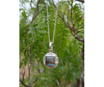 Colgante labradorita azul