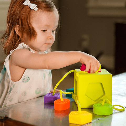 Cubo de encaje Oombeecube