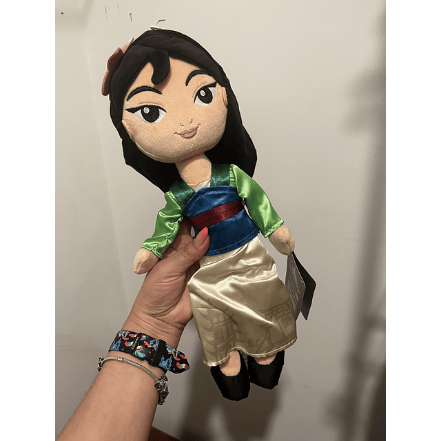 PELUCHE Mediano Princesa Mulan