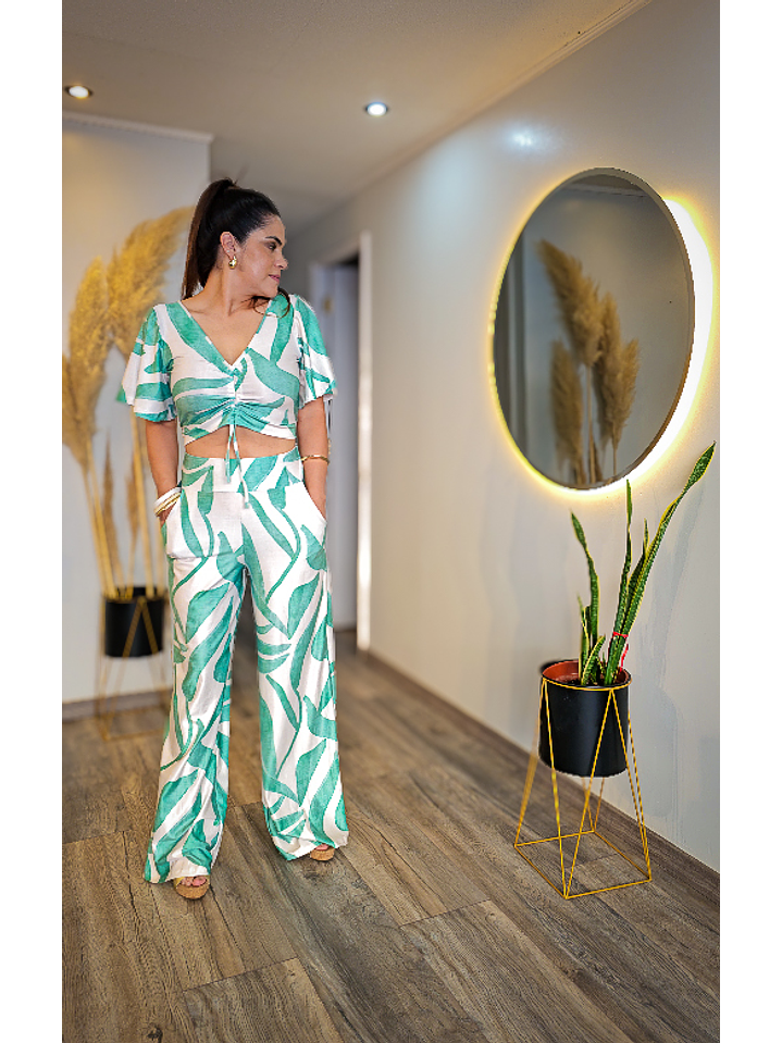 Conjunto pantalón Verde Crema 1