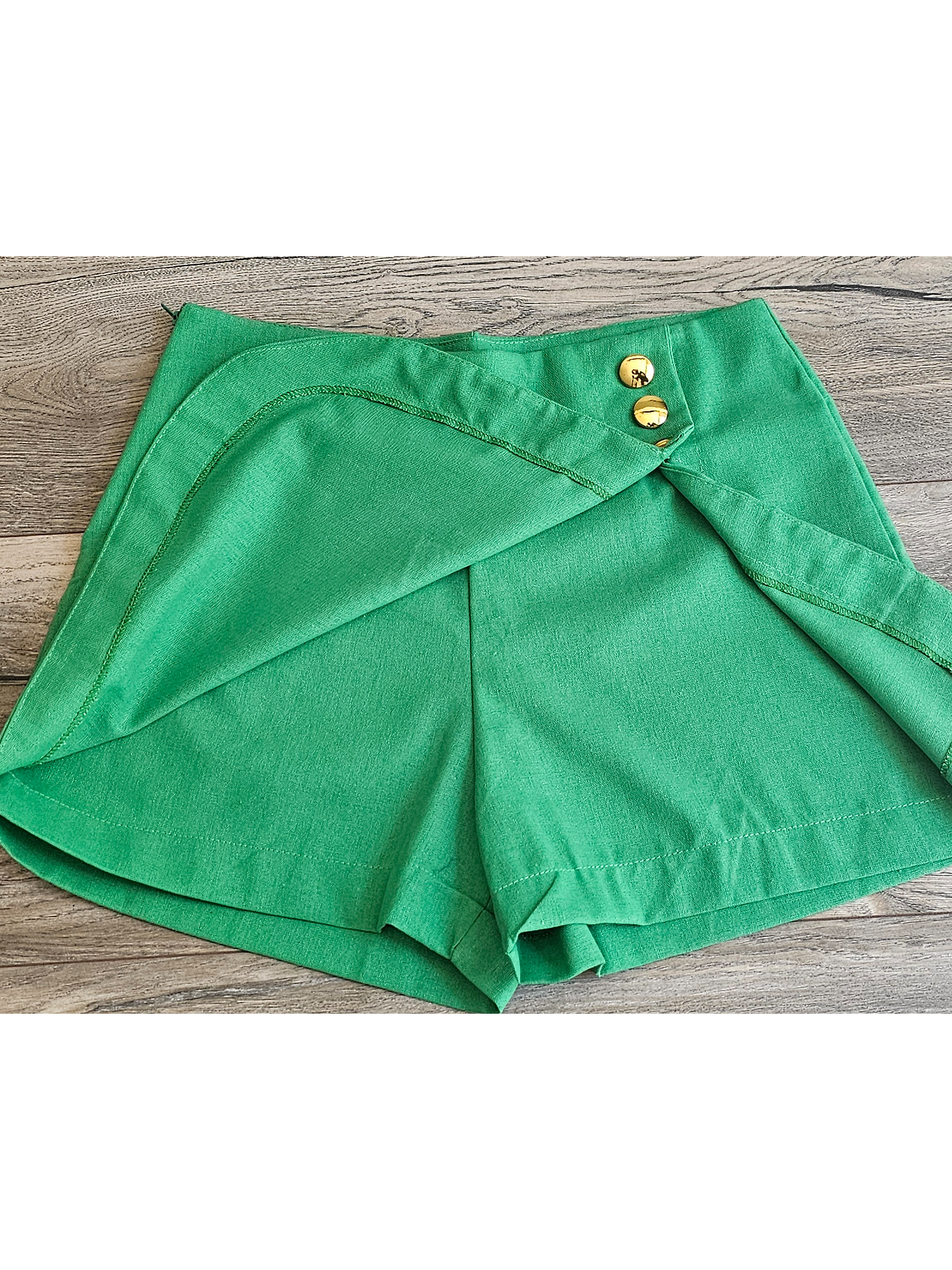 Top + Falda Short Botón Dorado 9