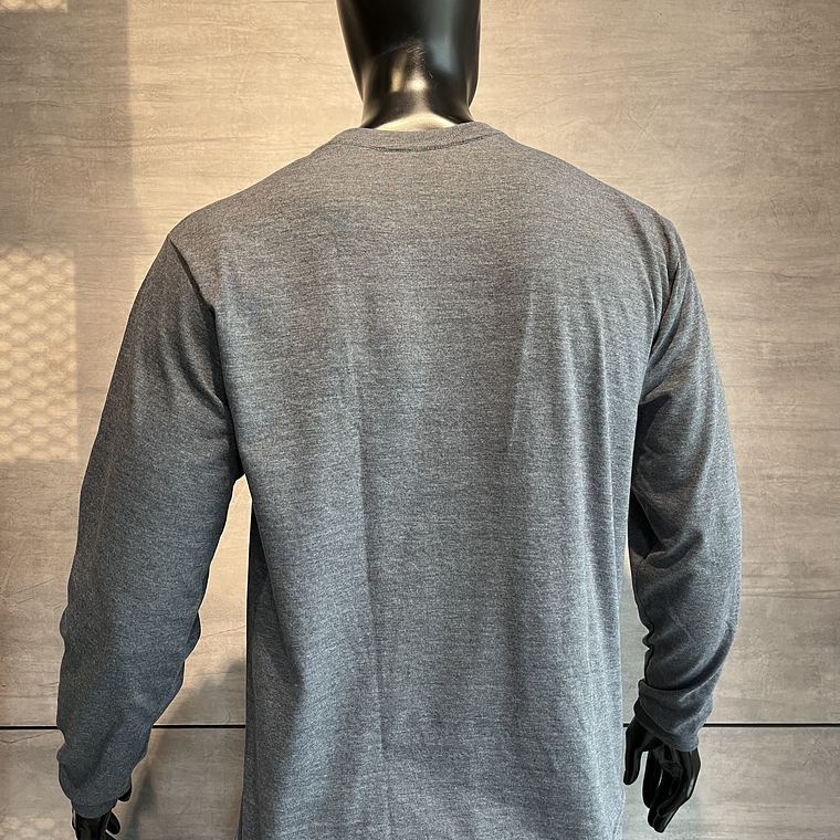 Camiseta Cuello Redondo Manga Larga Gris Oscuro Ref. 210170 4