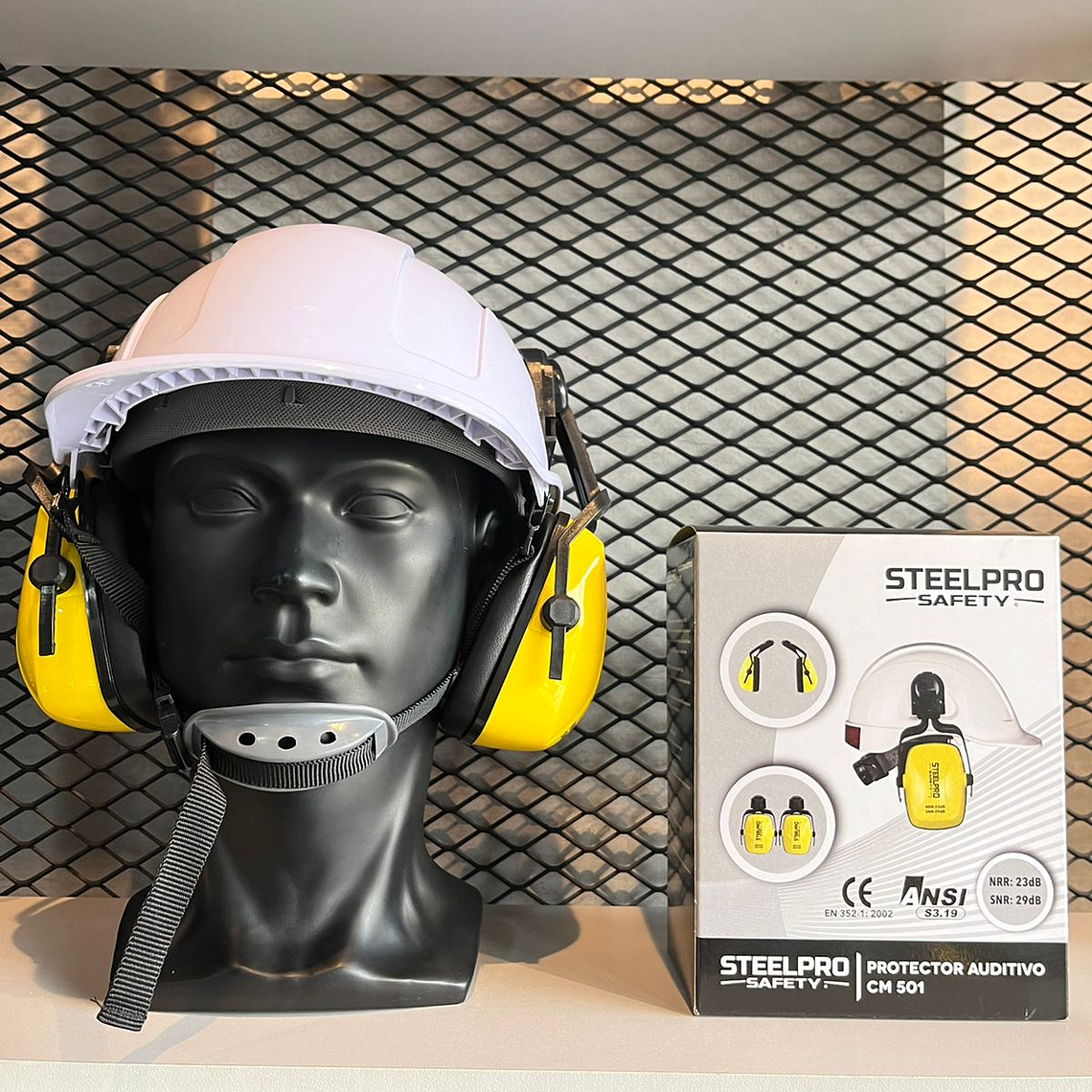 Protector Auditivo Steelpro de Insertar a Casco Ref. 300070 - No incluye el casco. 3