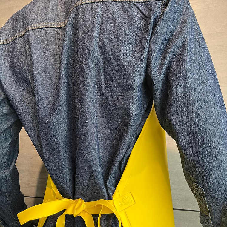 Delantal Impermeable Grande Amarillo Ref. 2515 4