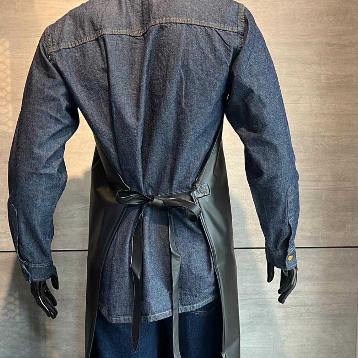 Delantal Impermeable Grande Negro Ref. 2515 3