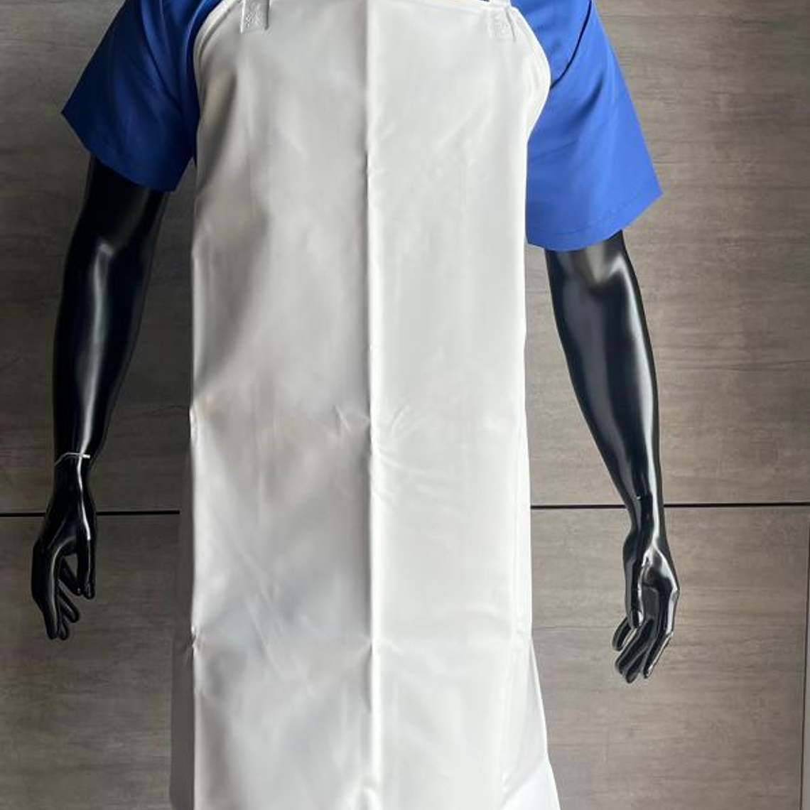 Delantal Impermeable Mediano Blanco Ref. 2512 3
