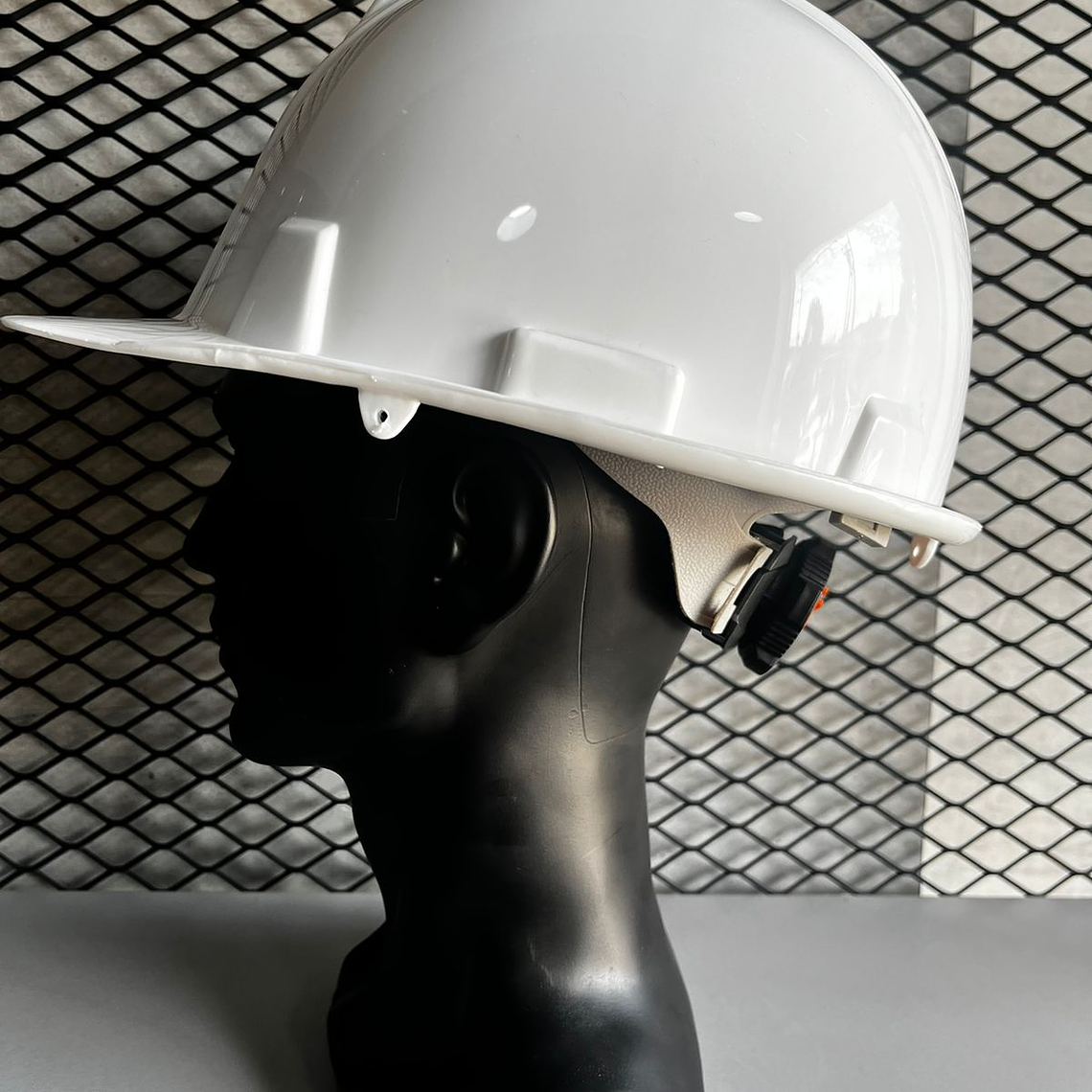 Casco Armadura Dieléctrico con Rachet Blanco Ref. A1300  4