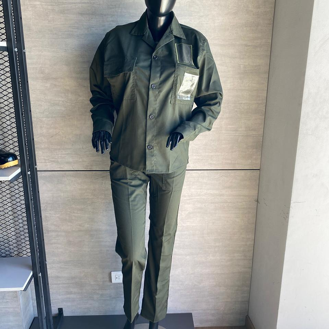 Overol Camisa y Pantalón Verde Militar Ref. 100160 *Saldo Últimas Unidades 1