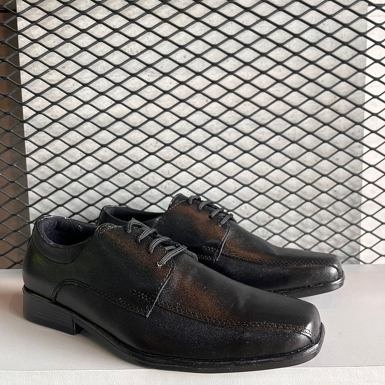 Zapato Caballero Negro Amarrar Cuero con Costura Adelante Ref. 1221 2
