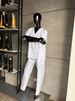 Uniforme Antifluido Cuello V Blanco Ref. 170220