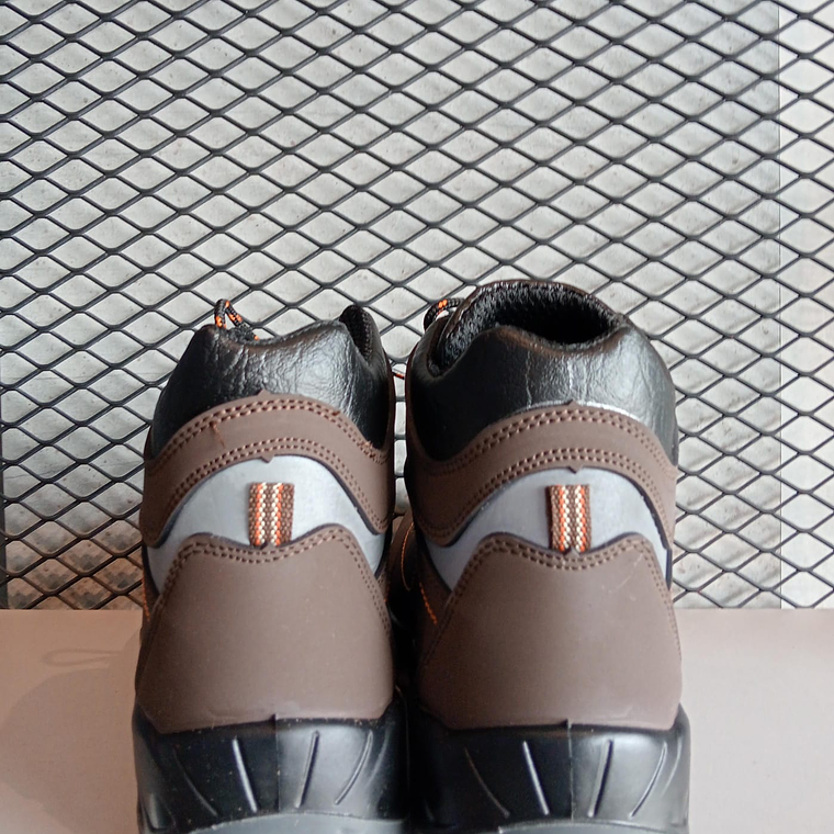 Botín de Seguridad Café Tech Base Steel Series Ref. 5003  4