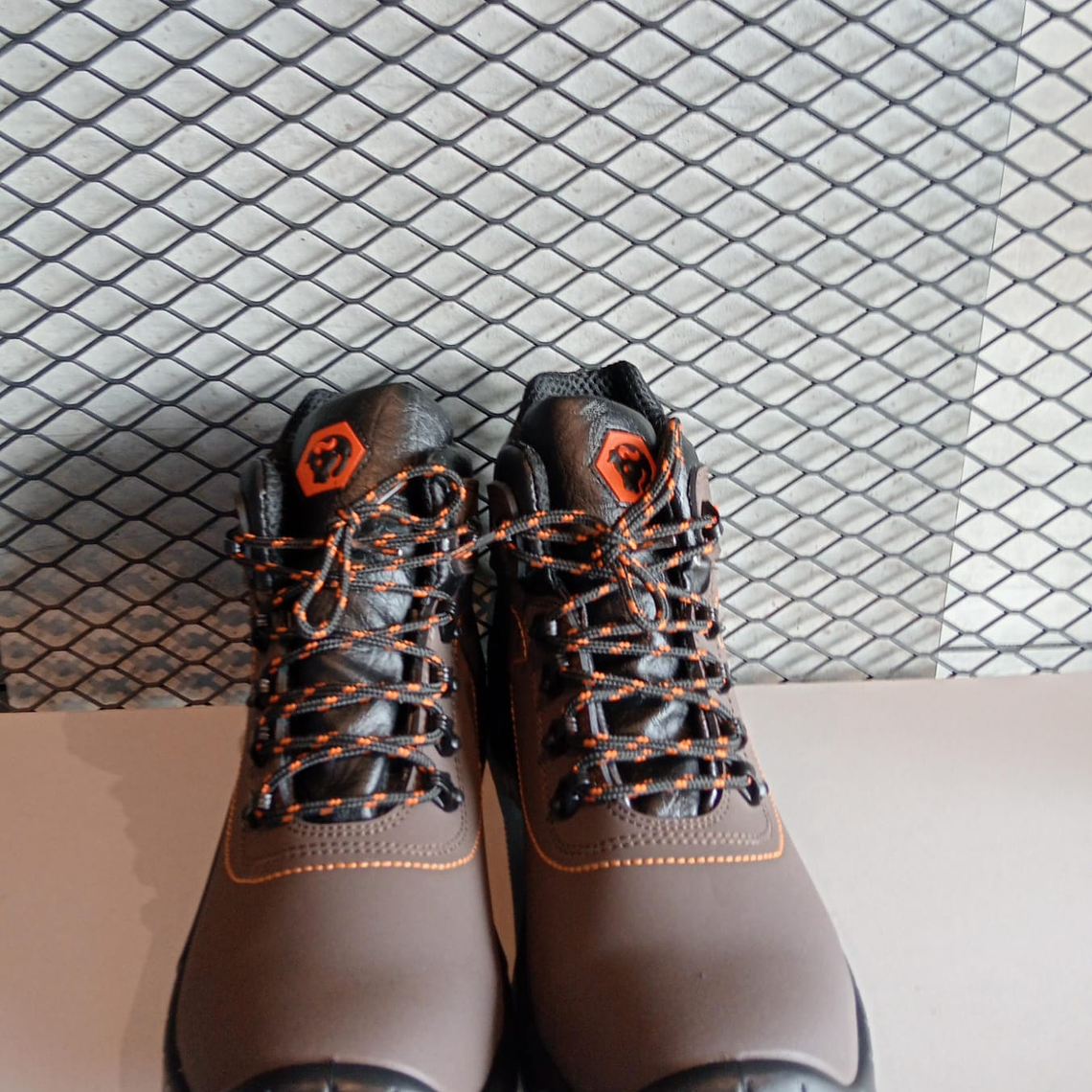 Botín de Seguridad Café Tech Base Steel Series Ref. 5003  3