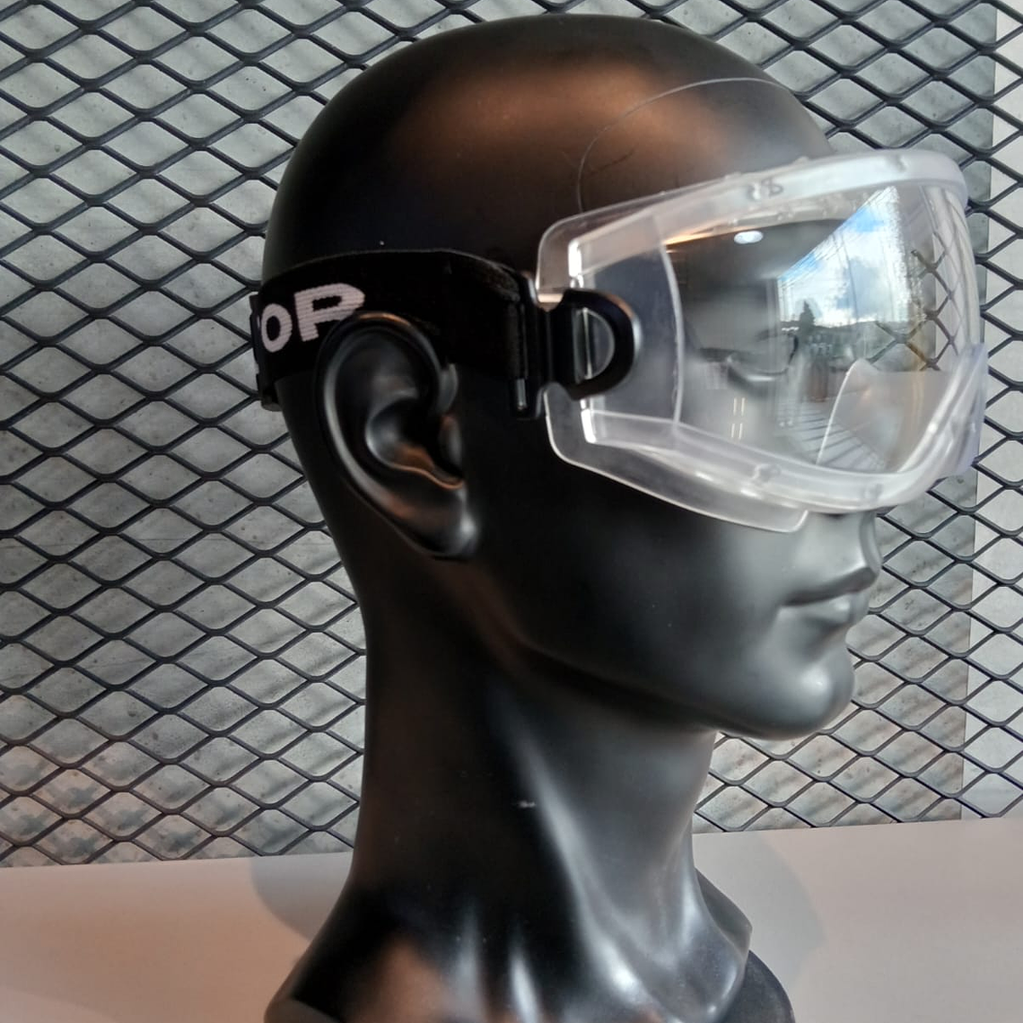 Monogafa Predator Lente Claro Ref. R9001CA 2