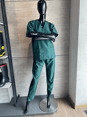 Uniforme Antifluido Cuello V Color Verde Botella Ref. 170270