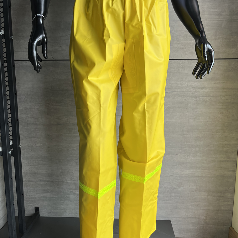 Pantalón Impermeable con Resorte Amarillo Ref. 1840 1