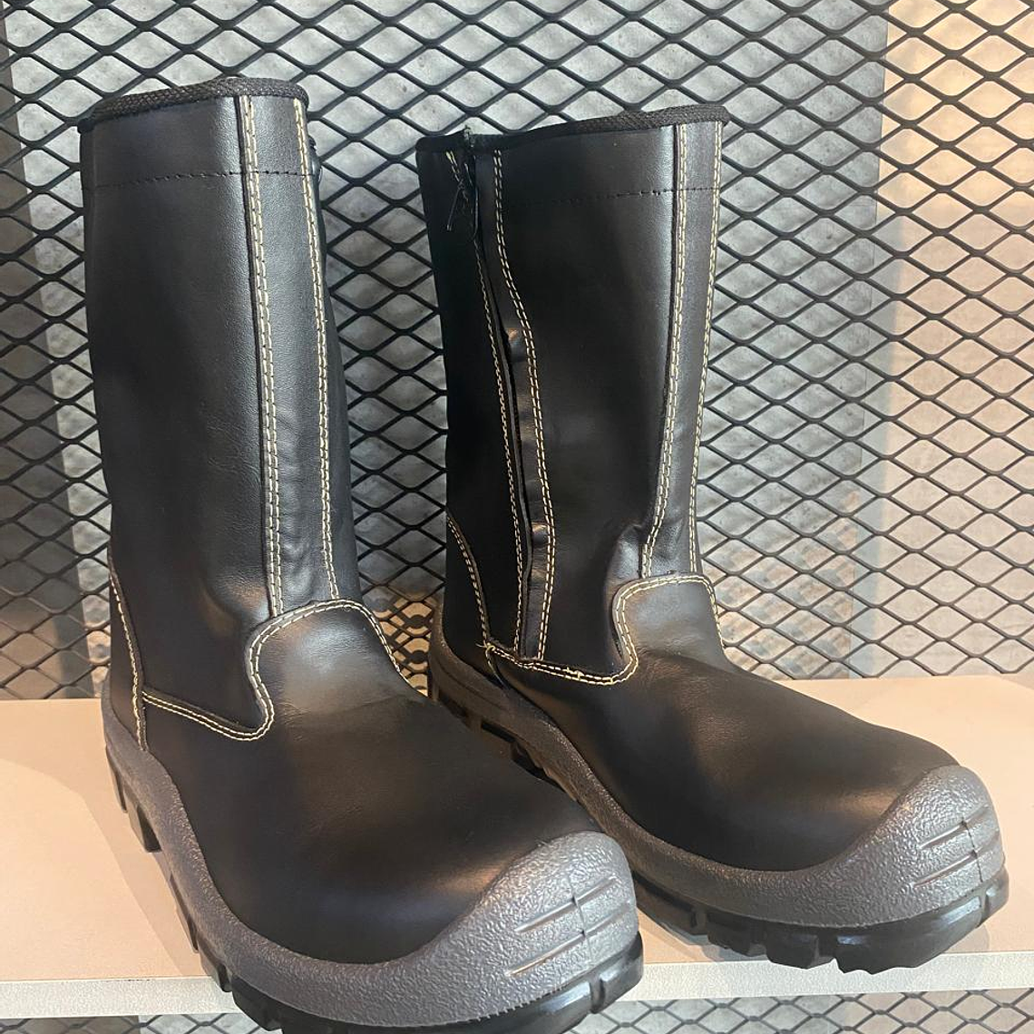 Bota Terrano Soldador Negra Ref. 4821 3