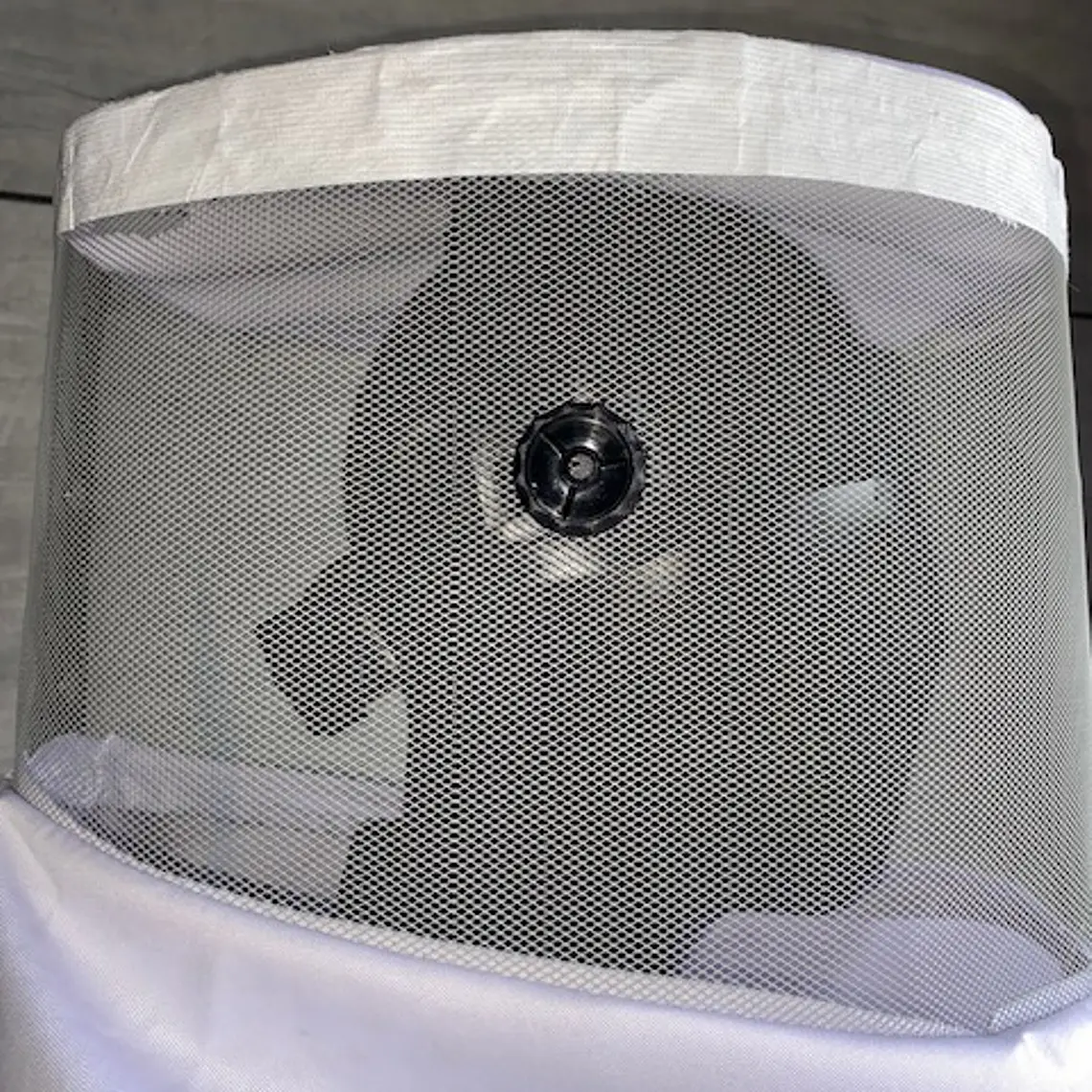 Careta Prosec para Apicultura con Buso Integrado en Dril Blanco Ref. 22105 3