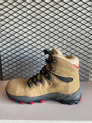 Bota Bata Seguridad Cuero Gamuzado Dama Ref. 5520