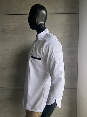 Camisa Tipo Chef Gabardina Blanca Con Embone Negro Ref. 130620