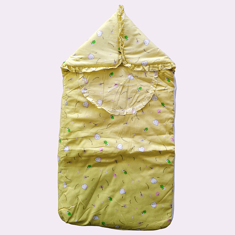 Saco de dormir amarillo