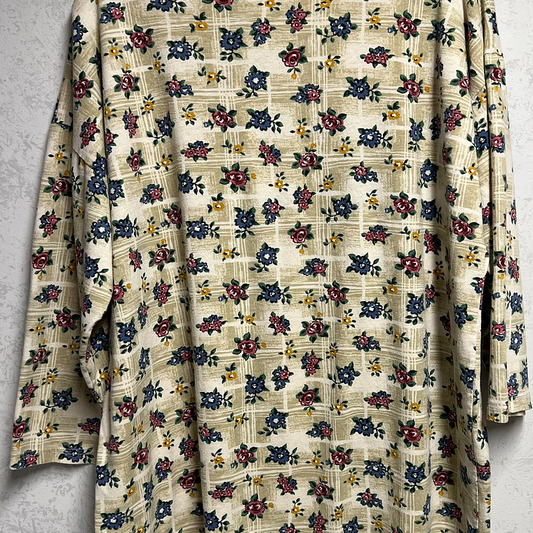 REMATE Fardo Poleras Manga Larga Mujer 20KG 7