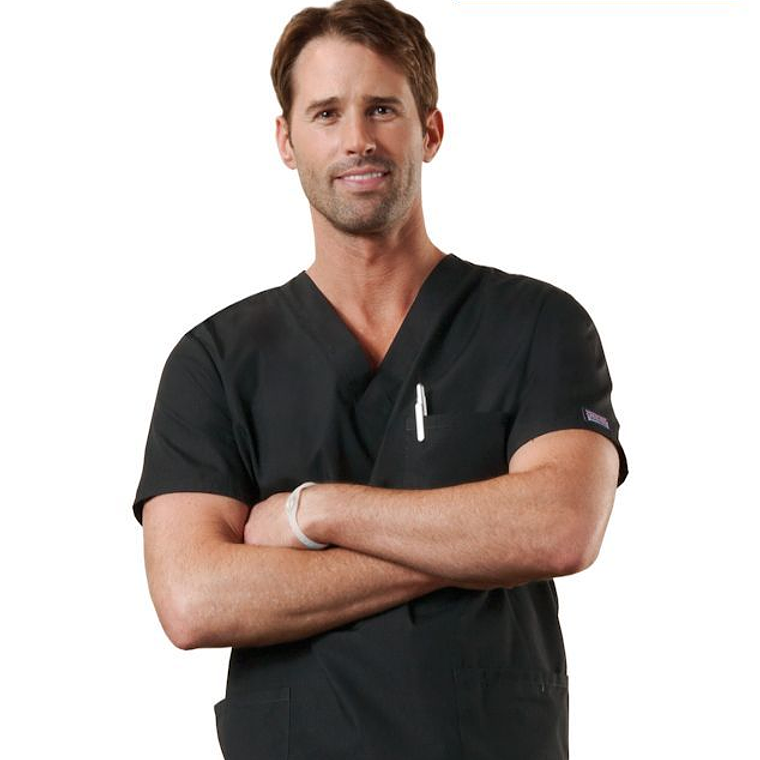 Fardo 20 kg Uniformes clinicos Premium 13