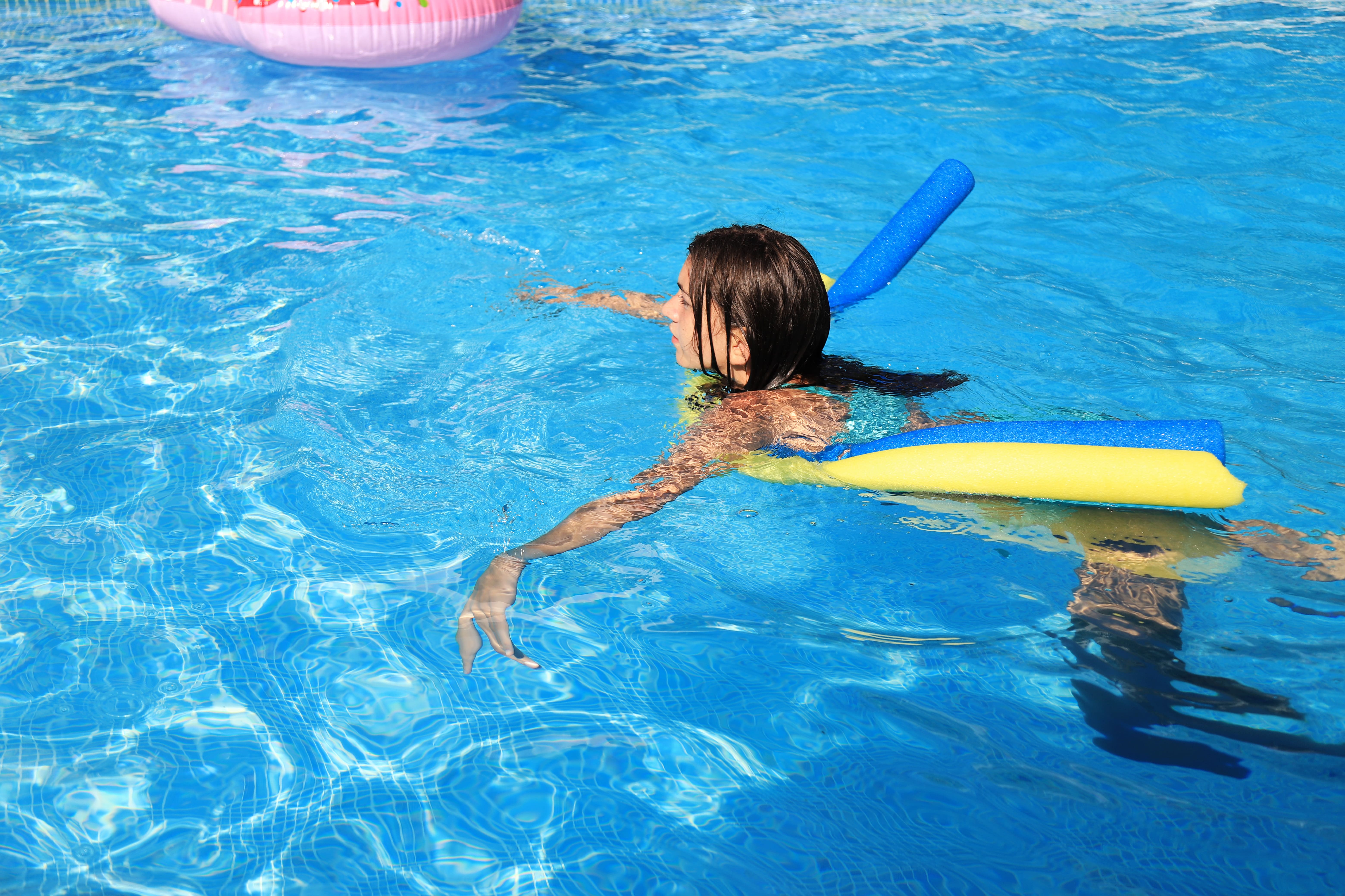 Flotador de Espuma Amarillo 7cm x 150 cm 6