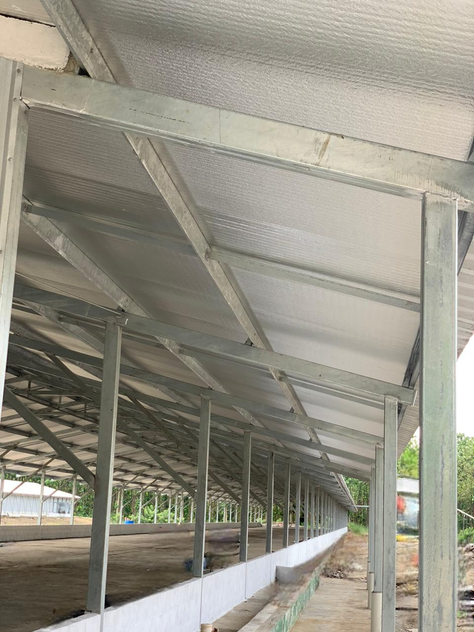 Rollo de Espuma Termo Acústica,10mm Blanca con Metalizado,1.22m x 25m (30,5m²)  4