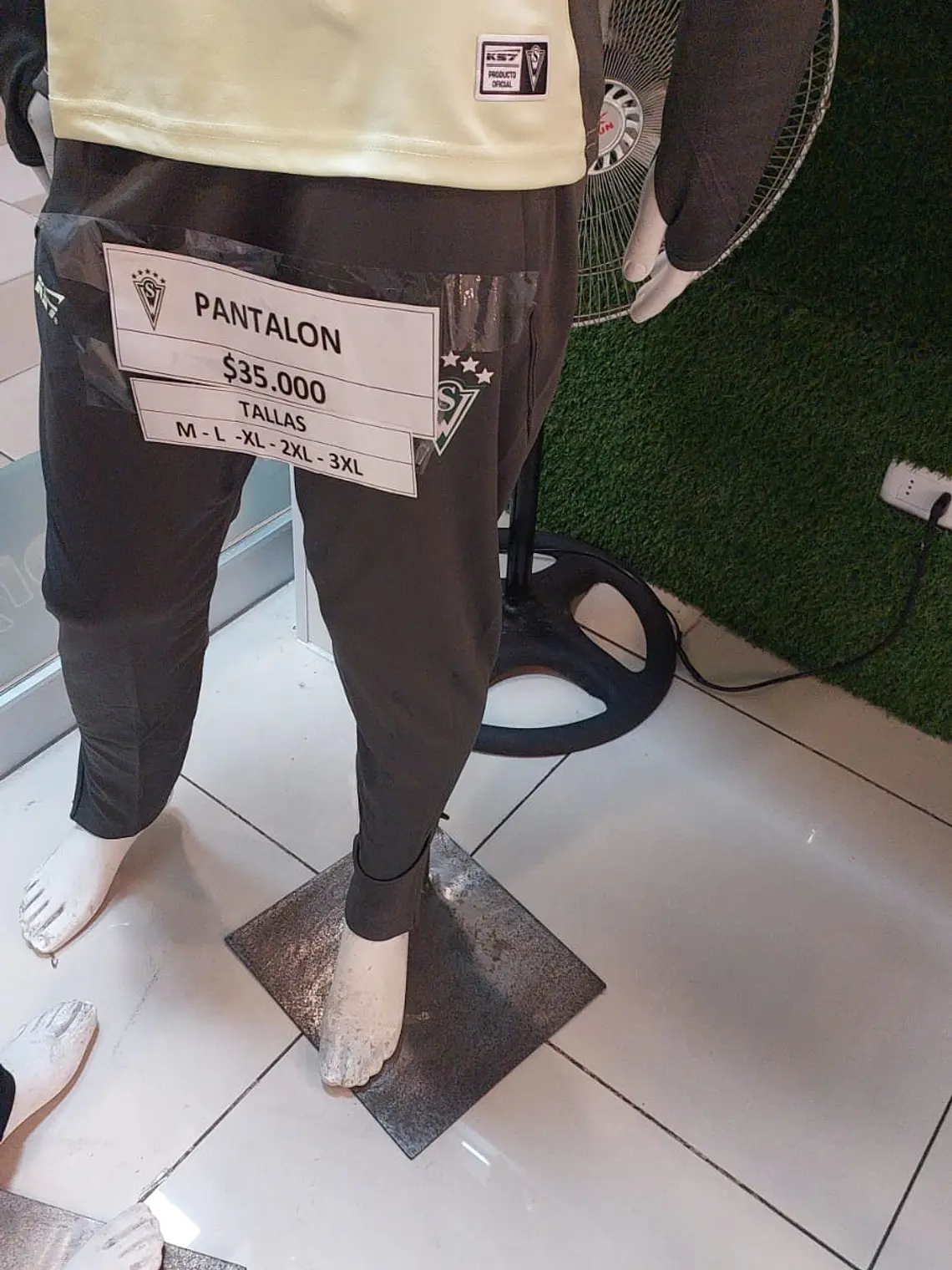 Pantalón buzo entreno plomo/claro 1