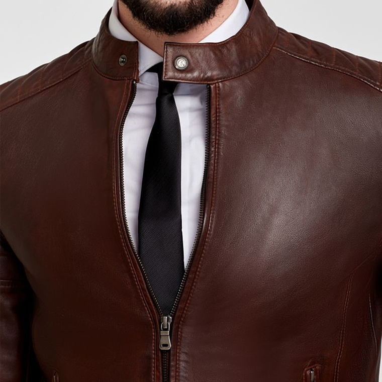 CASACA DE CUERO ESTILO MOTERA 2