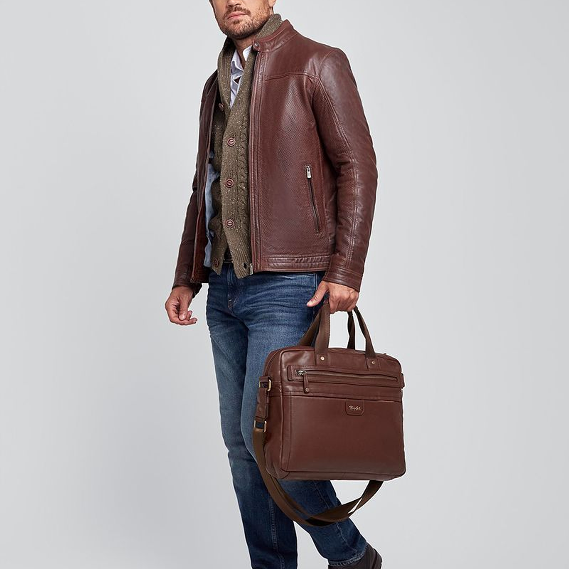 CASACA DE CUERO LISO Y PERFORADO 5