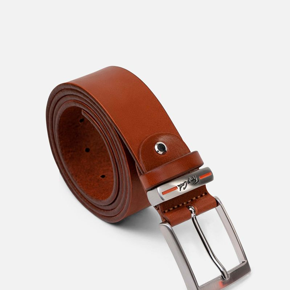 CORREA CON DETALLE DE LOGO GRABADO 1