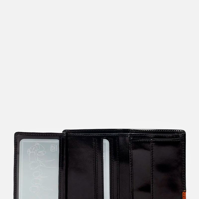 BILLETERA DE ESTILO CASUAL EN CUERO ITALIANO Y DETALLES EN CONTRASTE 4