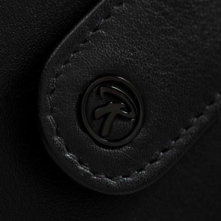 BILLETERA AXIS CON BROCHE II 6