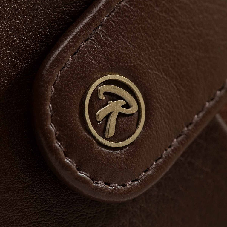 BILLETERA AXIS CON BROCHE II 6