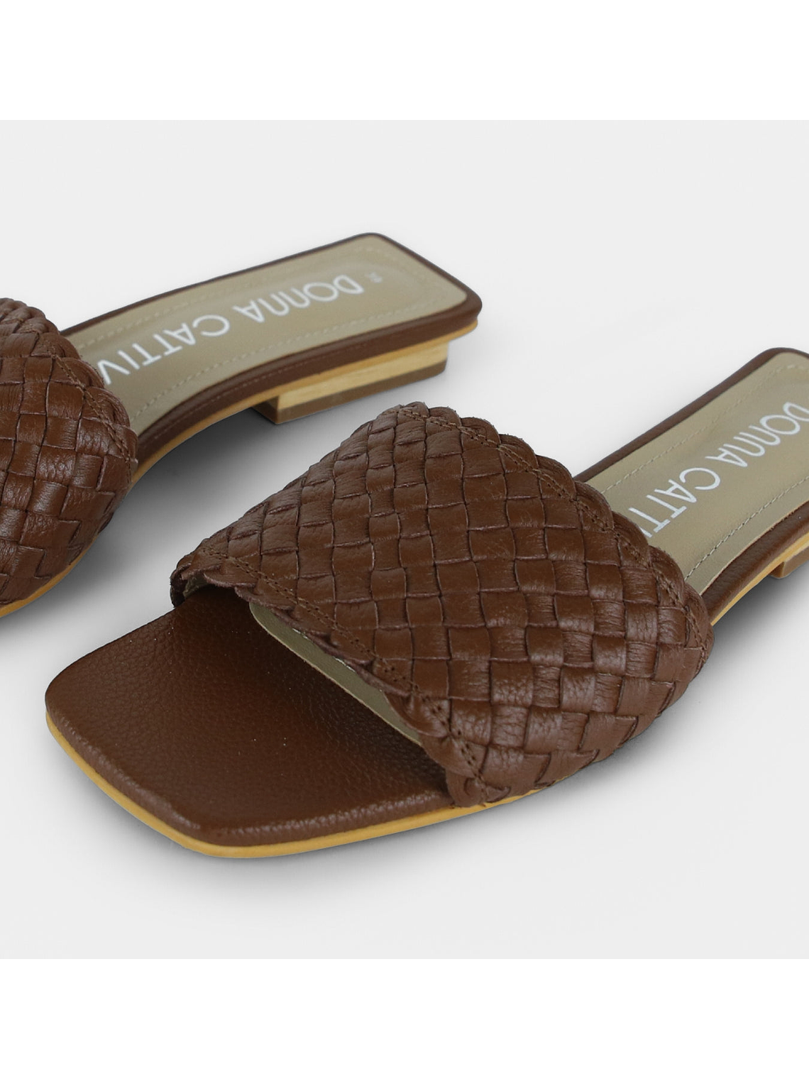 SANDALIA LITA - MARRÓN 5