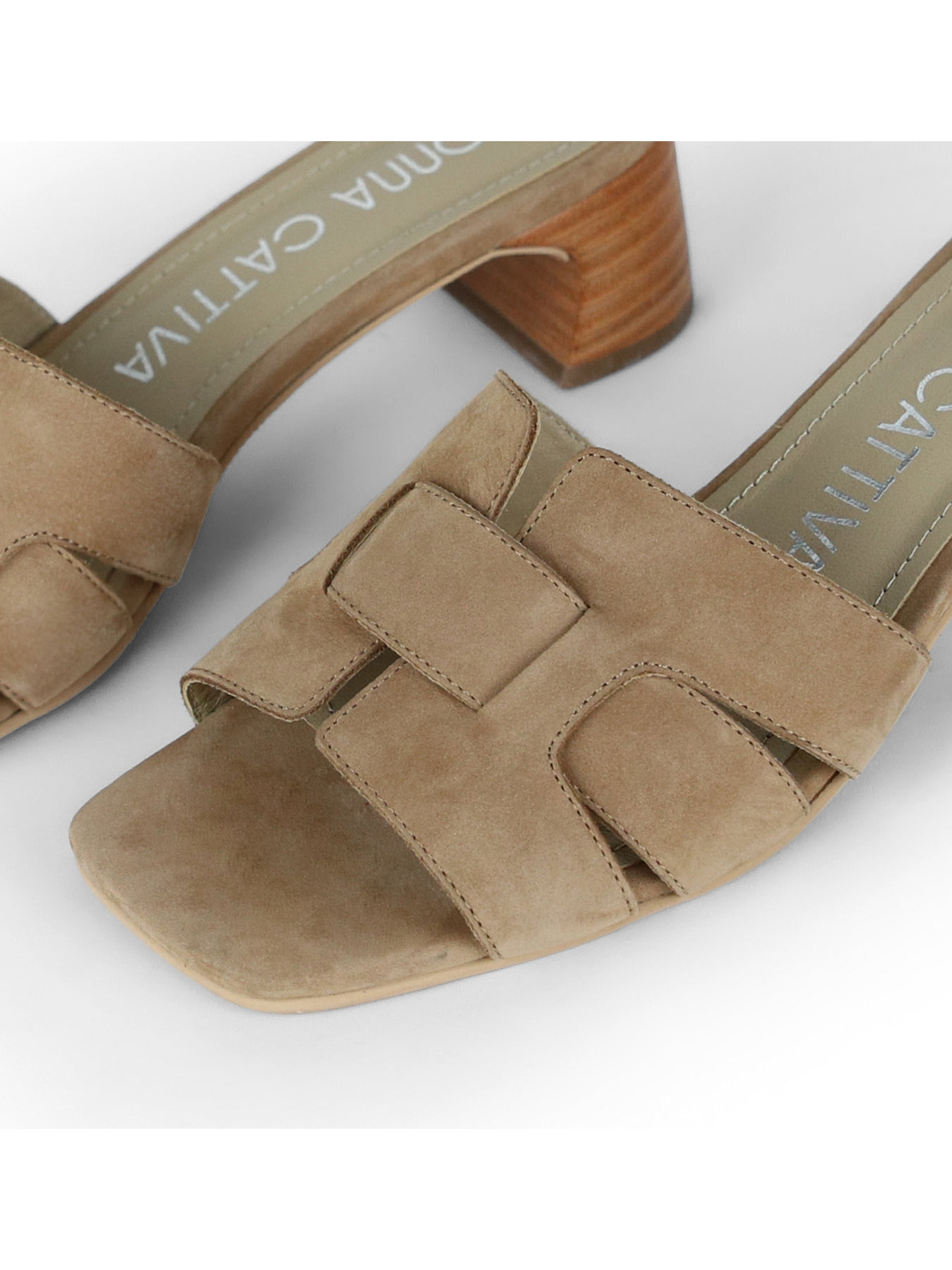 SANDALIA JAZMIN - TABACO 3