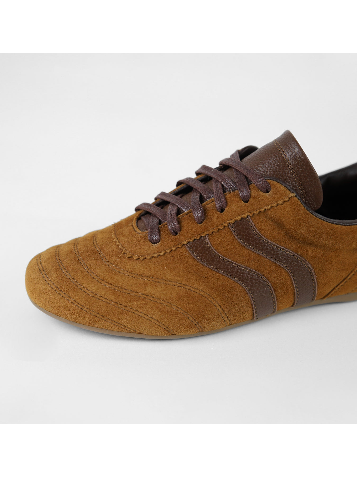 ZAPATILLA LEONA - CAMEL 4