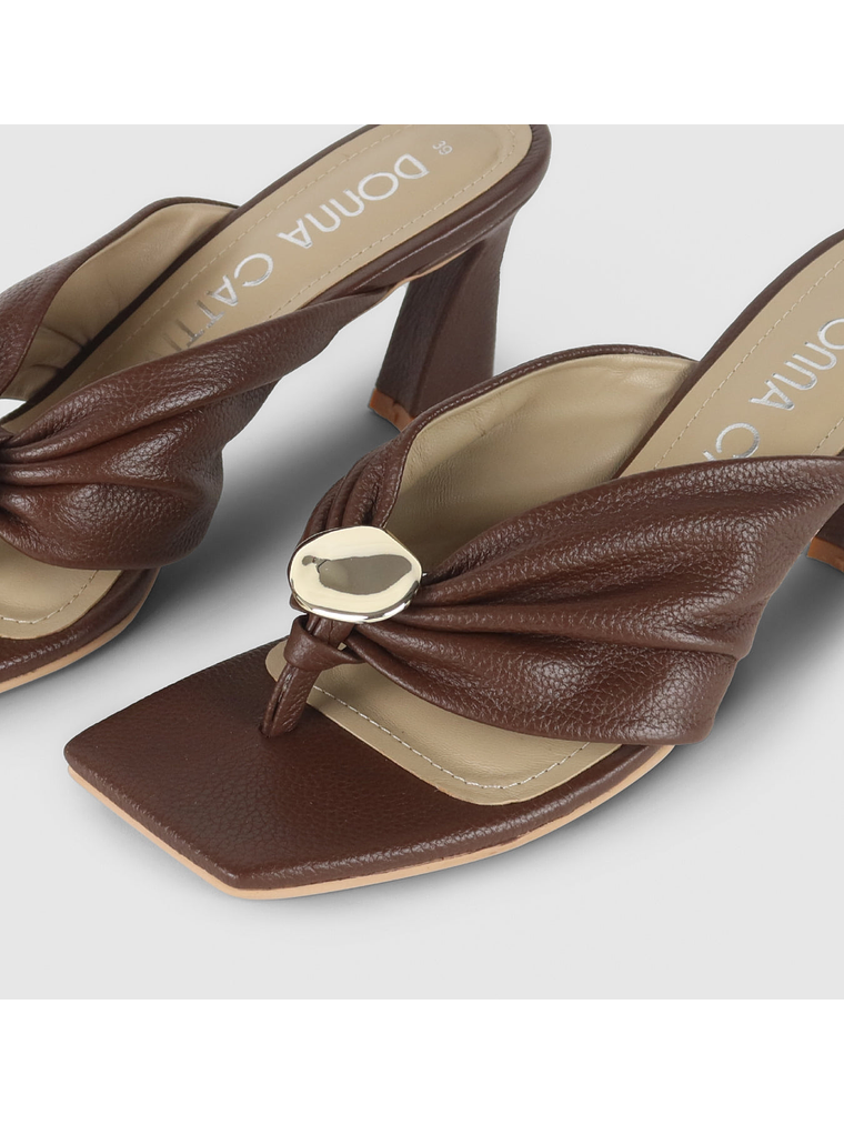 SANDALIA ALON - MARRÓN 3