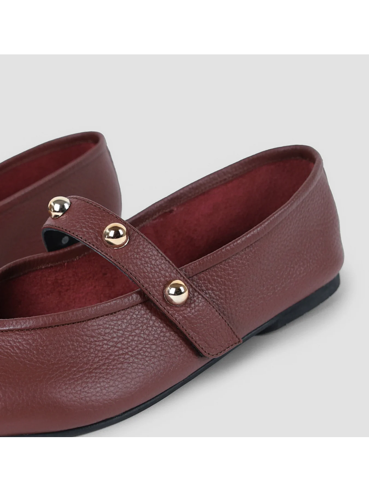 BALERINA VEKI - VINO 4