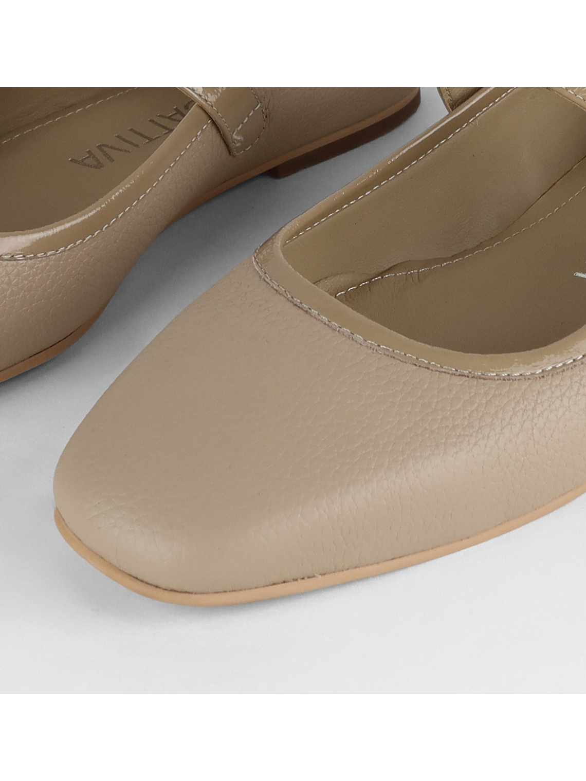 BALERINA VIVIAN - ÁLAMO 4