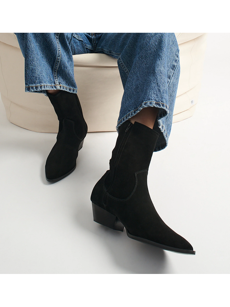 BOTÍN CELE - NEGRO 6