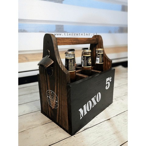 CAJA PORTA CERVEZAS Con destapador metalico