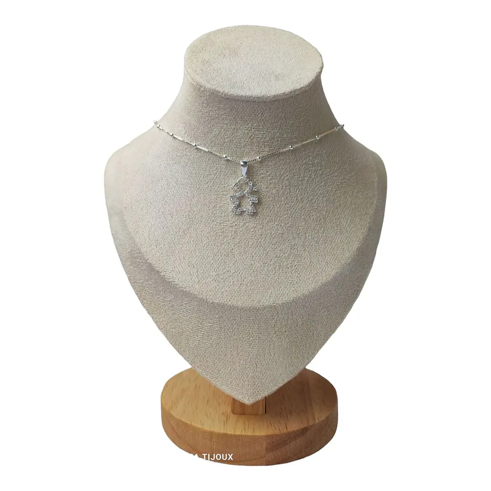 Cadena con colgante nina circones de plata 925 1