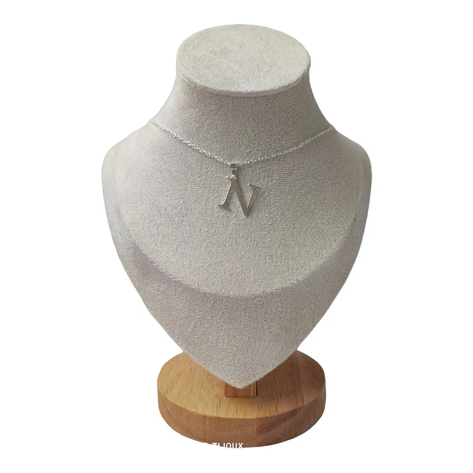 Cadena de 45 cm con colgante letra N clásica 1