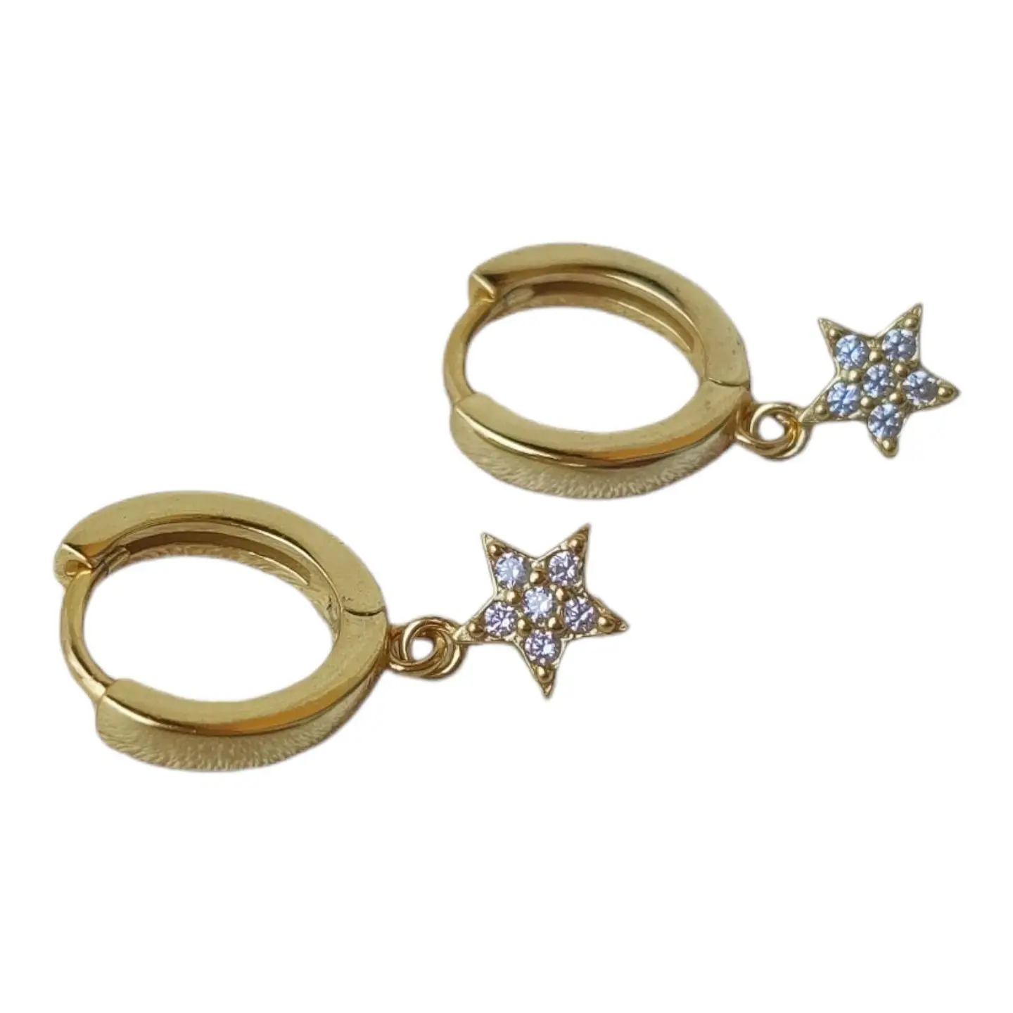 Argolla huggie estrella circones de plata 925 bañados en oro de 18k 2