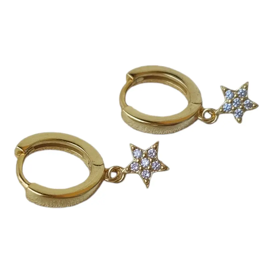 Argolla huggie estrella circones de plata 925 bañados en oro de 18k 2