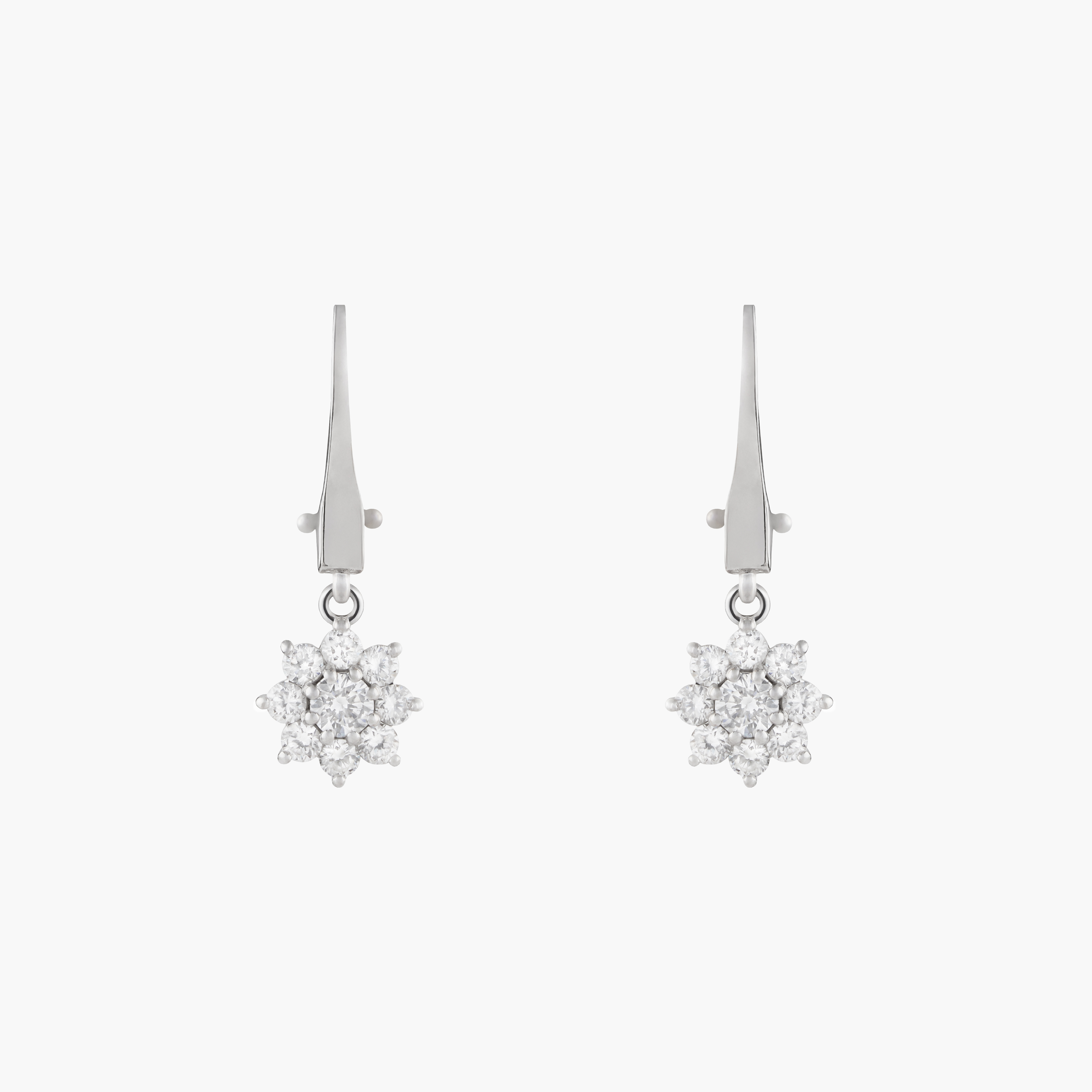 Pendientes Diamantes Pavé en Flor 1