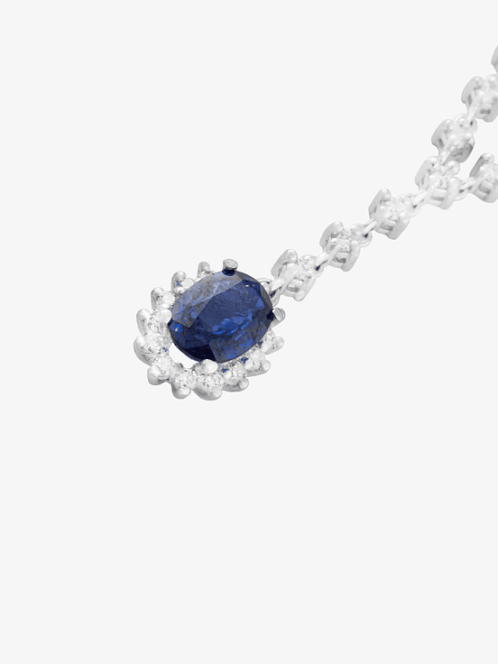 Colgante En Forma V Con  Diamantes Y Zafiro 2